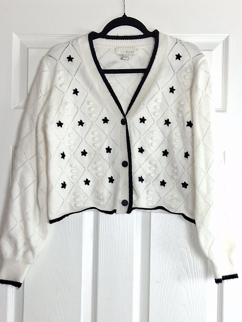 Pinch White Diamond Pattern Black Star Embroidered Cozy Cardigan Sweater